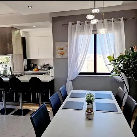 Soul Dive Penthouse - St Julian Malta