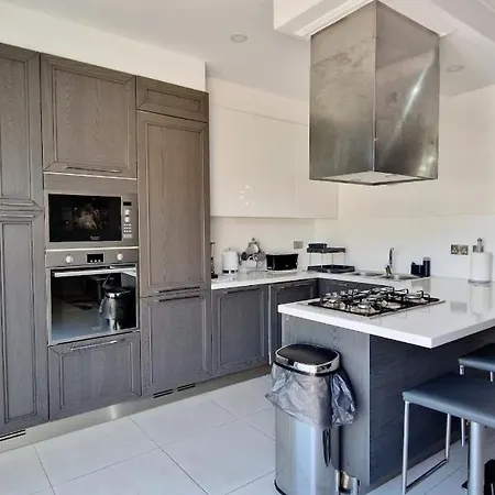Soul Dive Penthouse - St Julian Malta *