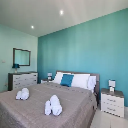 Soul Dive Penthouse - St Julian Malta *