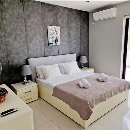 Soul Dive Penthouse - St Julian Malta * Saint Julian's
