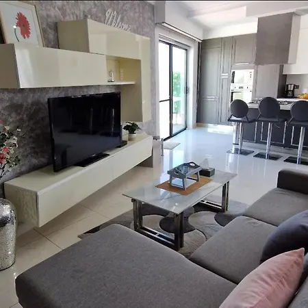 Soul Dive Penthouse - St Julian Malta *